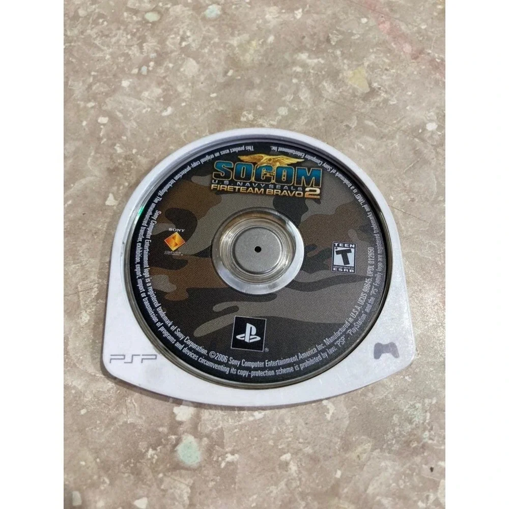 Sony SOCOM US Navy SEALs Fireteam Bravo 2 PSP Camouflage Tactical Shooter UMD‎